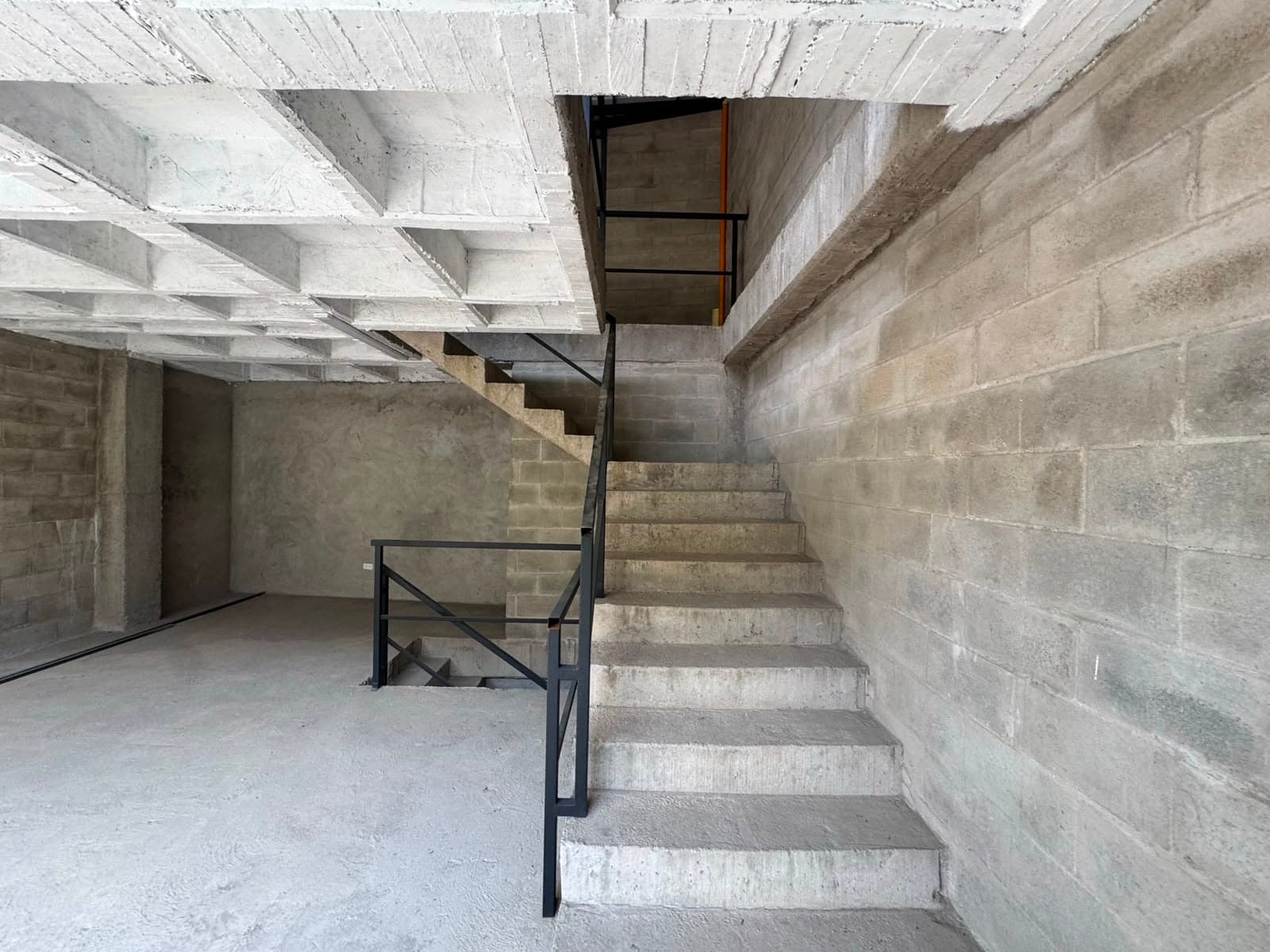 Bodega en arriendo en Caldas — foto 4 de 13