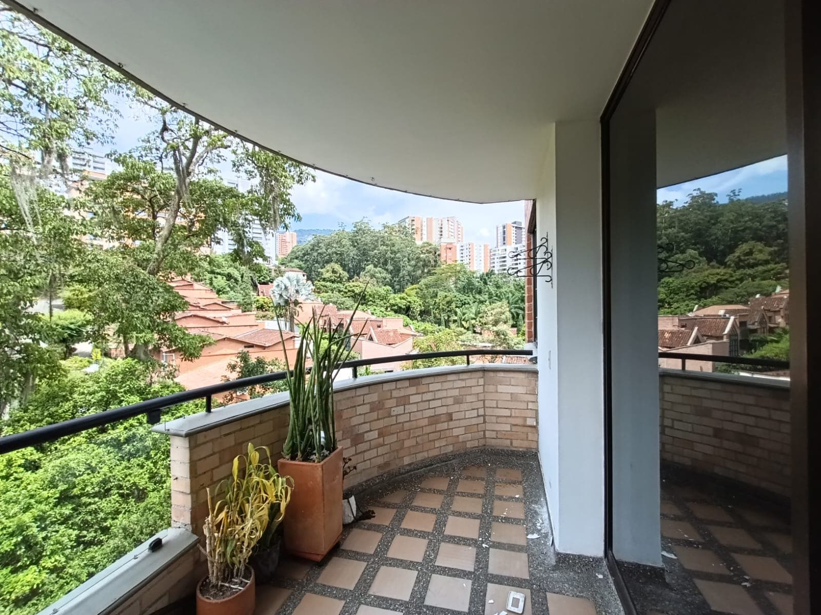 Apartamento en arriendo en La Abadía, Envigado — foto 3 de 20