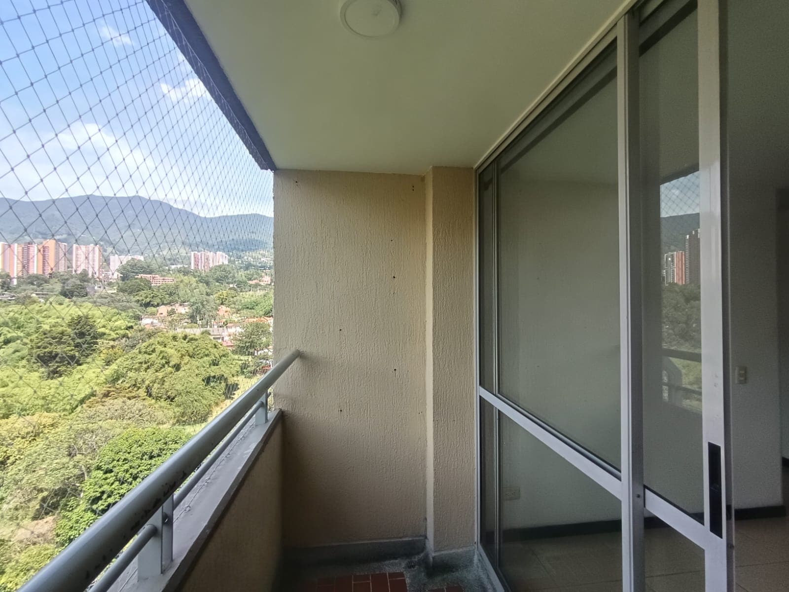 Apartamento en arriendo en Ditaires, Itagui — foto 5 de 20