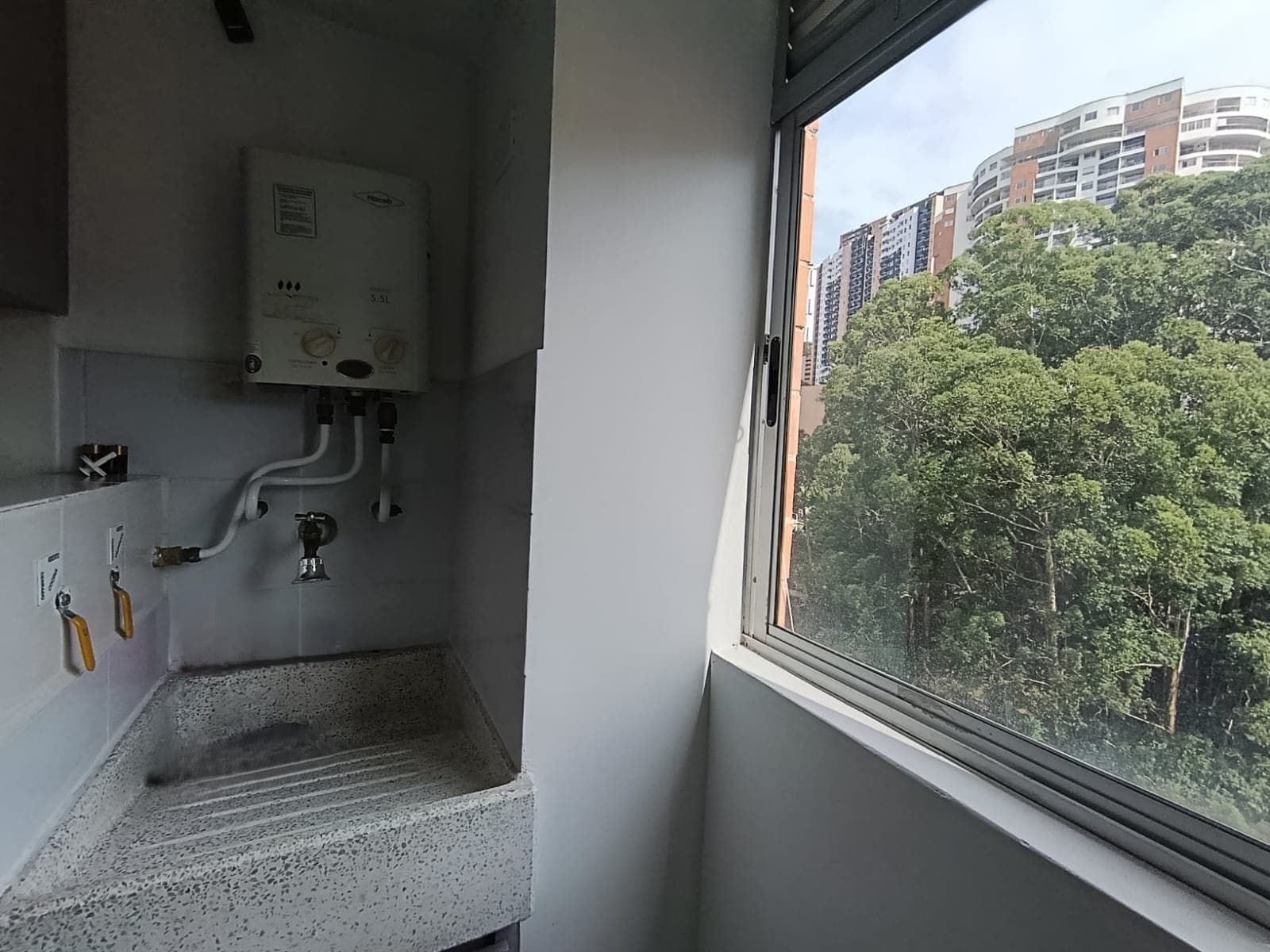 Apartamento en arriendo en Aves María, Sabaneta — foto 2 de 19