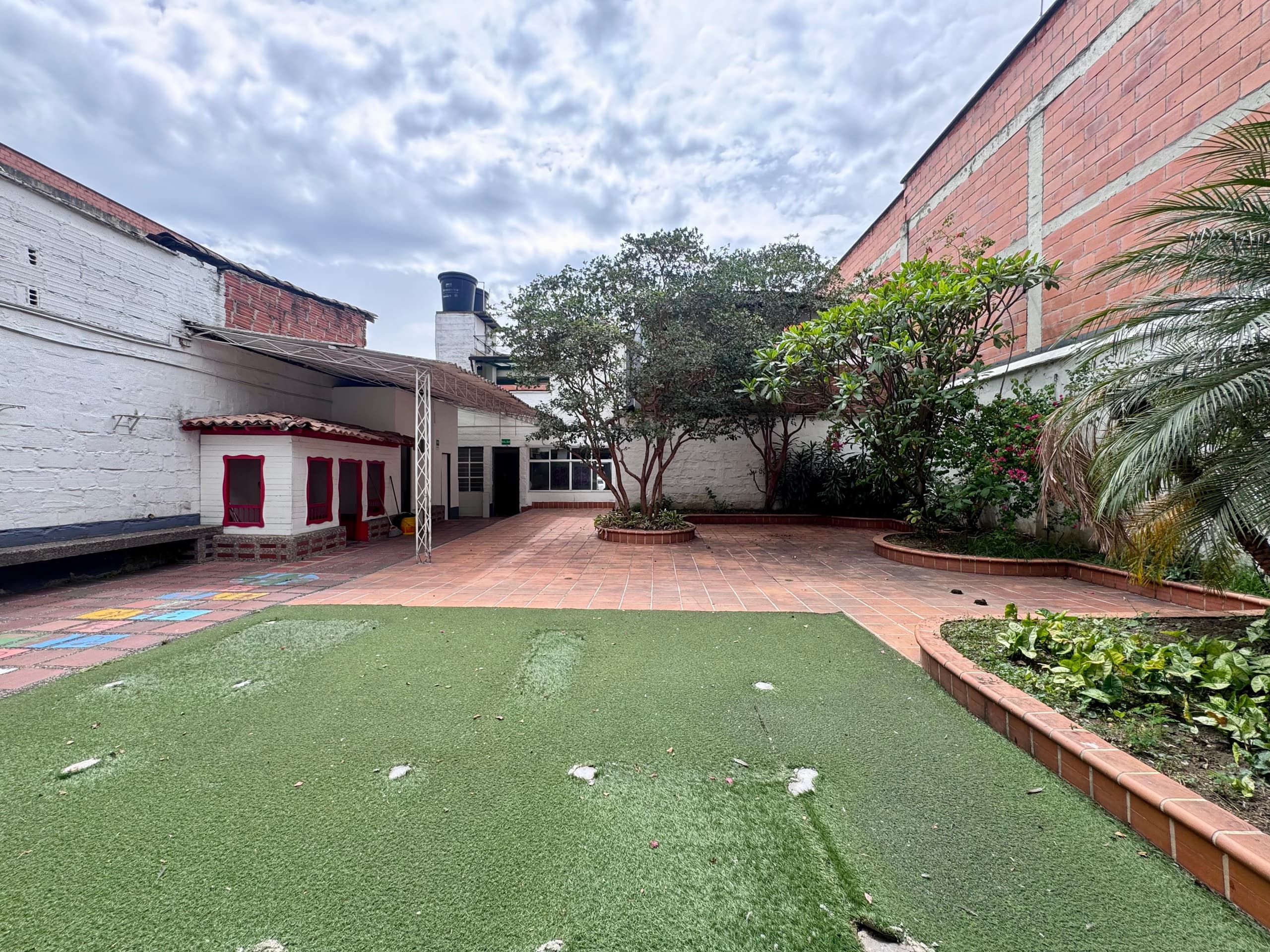 Casa Comercial en arriendo en Parque De, Envigado — foto 5 de 17