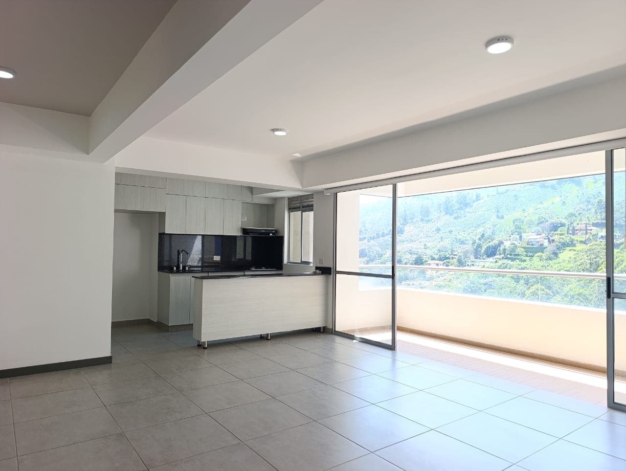 Apartamento en arriendo en Aves María, Sabaneta — foto 4 de 15
