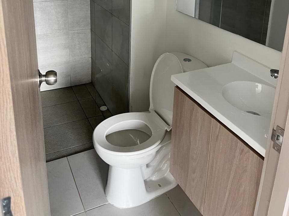 Apartamento en arriendo en El Chinguí, Envigado — foto 5 de 11