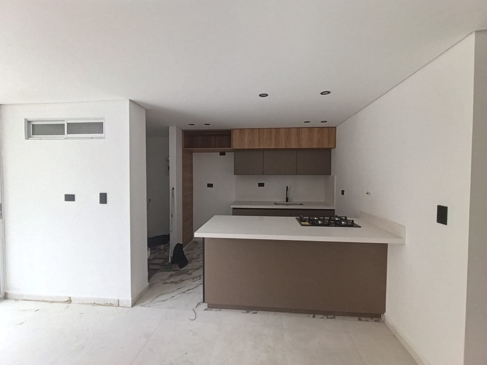 Apartamento en arriendo en Barrio Triste Corazón De Jesús, Centro, Medellín — foto 5 de 19