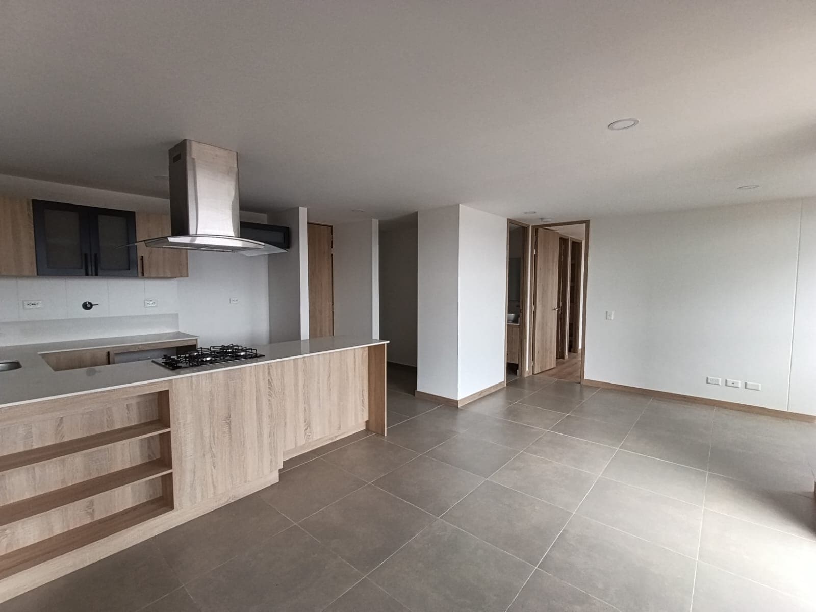 Apartamento en arriendo en San Antonio De Pereira, Rionegro — foto 1 de 16