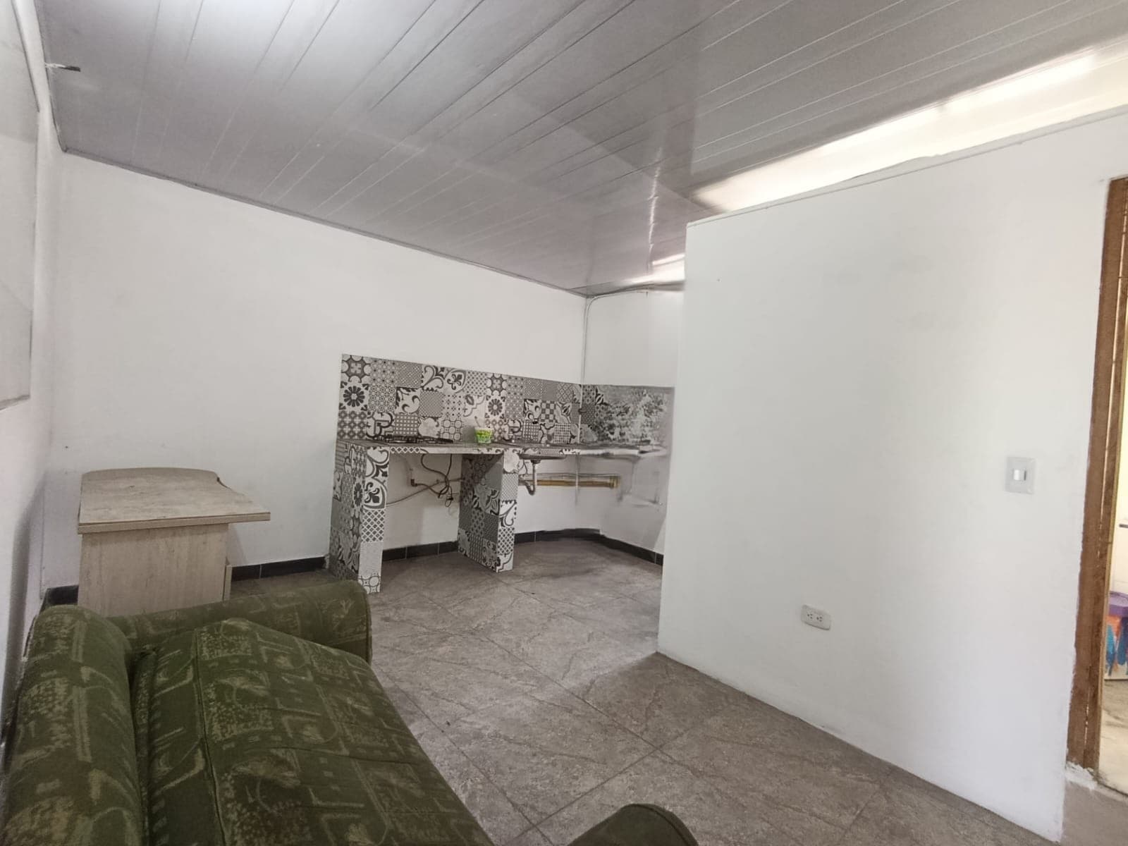 Local en arriendo en Cristo Rey, Guayabal, Medellín — foto 2 de 11