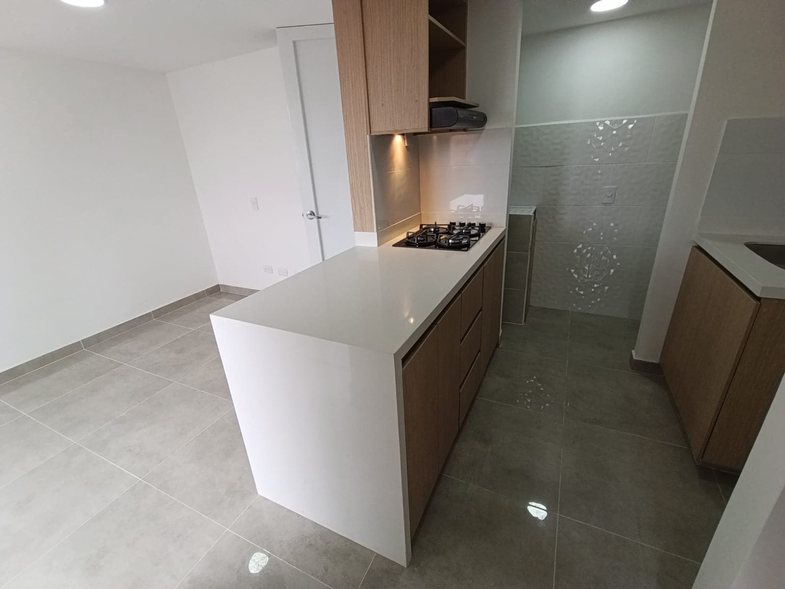 Apartamento en arriendo en Pajarito, Robledo, Medellín — foto 3 de 20