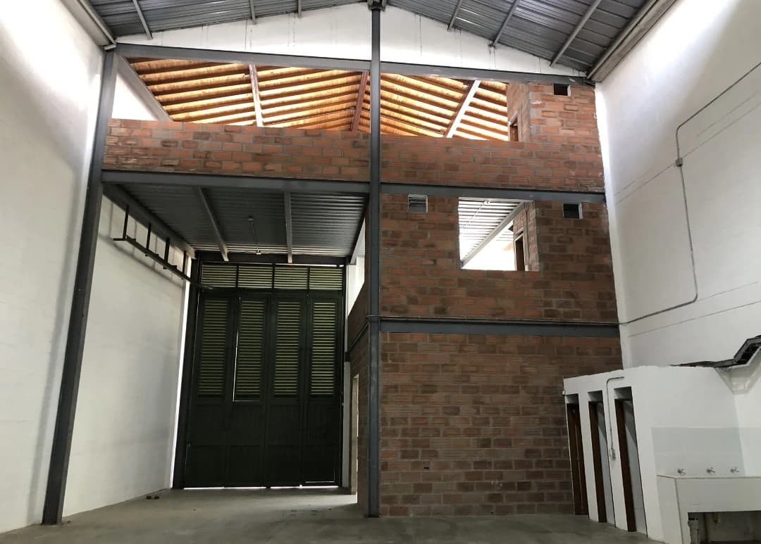 Bodega en arriendo en Sierra Morena, La Estrella — foto 2 de 17