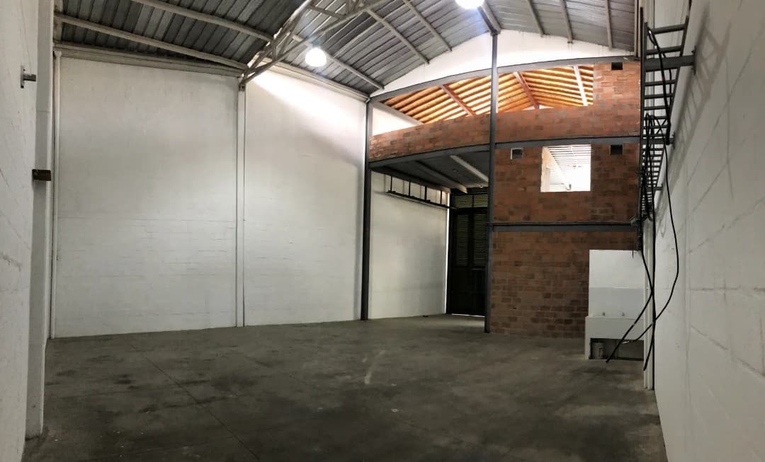 Bodega en arriendo en Sierra Morena, La Estrella — foto 5 de 17