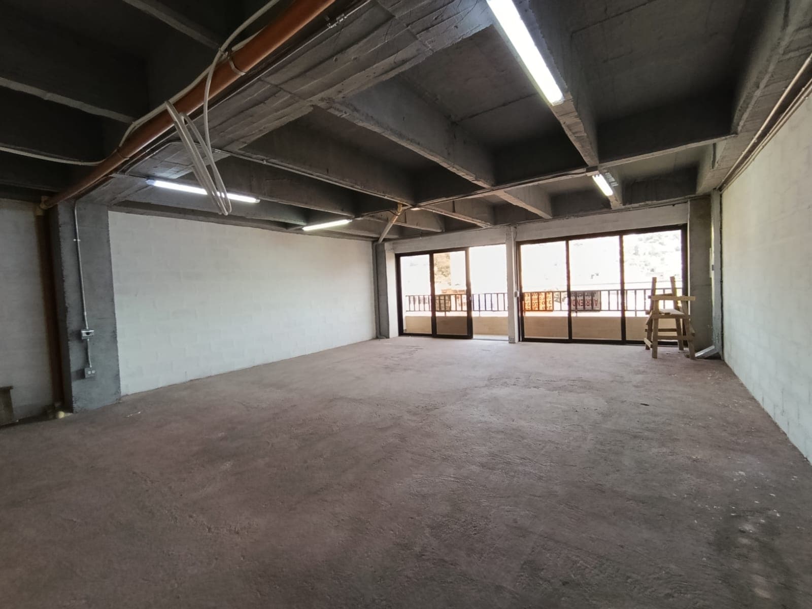 Bodega en arriendo en Centro, Itagui — foto 3 de 13
