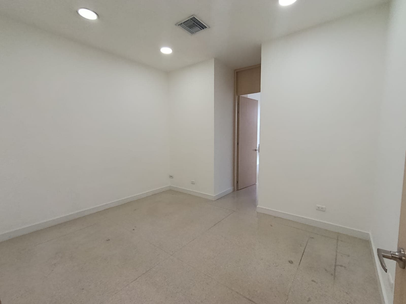 Consultorio en arriendo en Niquia, Bello — foto 5 de 12