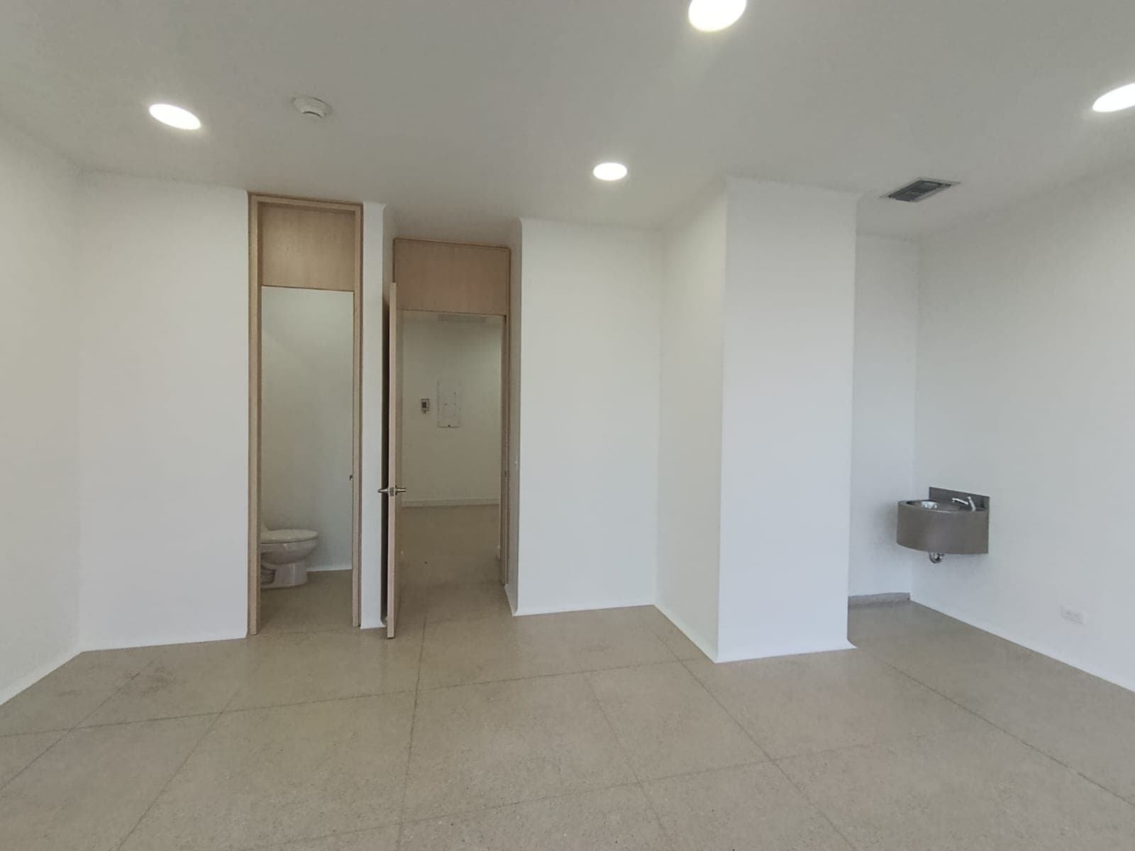 Consultorio en arriendo en Niquia, Bello — foto 5 de 11