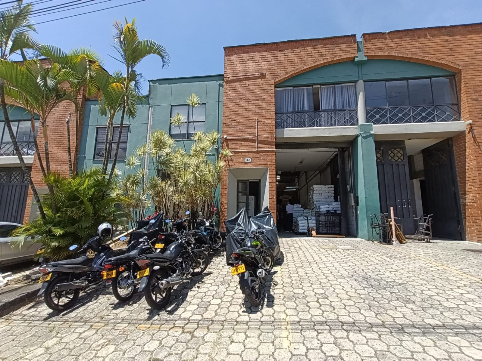 Bodega en arriendo en La Estrella — foto 1 de 17