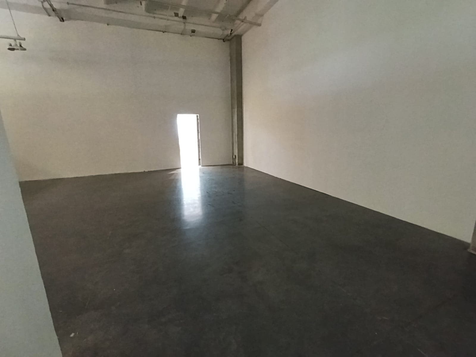 Local en arriendo en Caribe, Centro, Medellín — foto 1 de 9