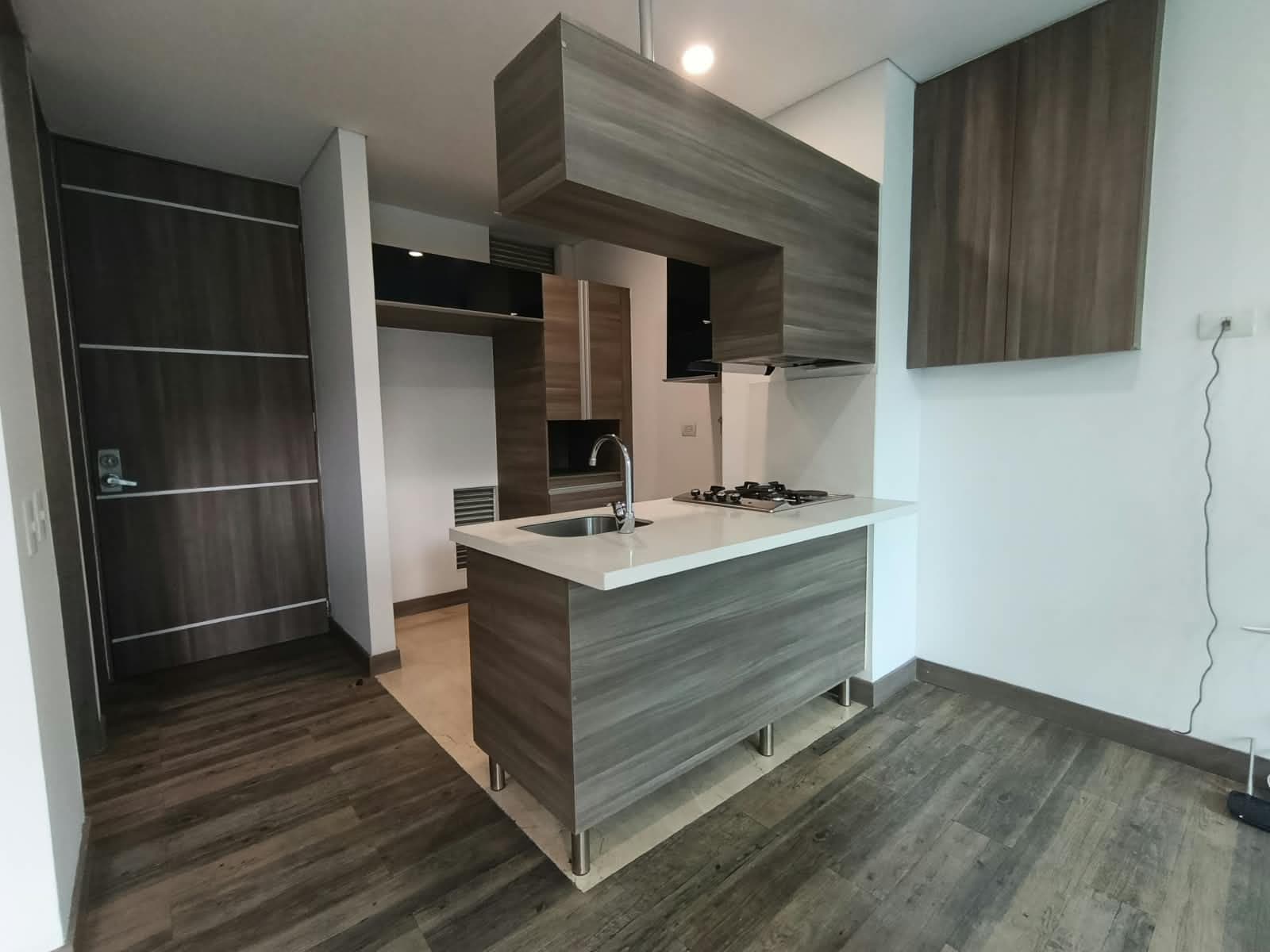 Apartamento en arriendo en Aves María, Sabaneta — foto 3 de 17