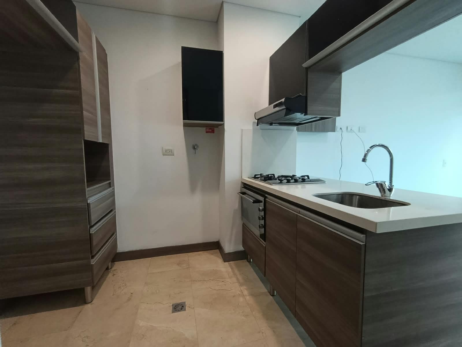 Apartamento en arriendo en Aves María, Sabaneta — foto 4 de 17