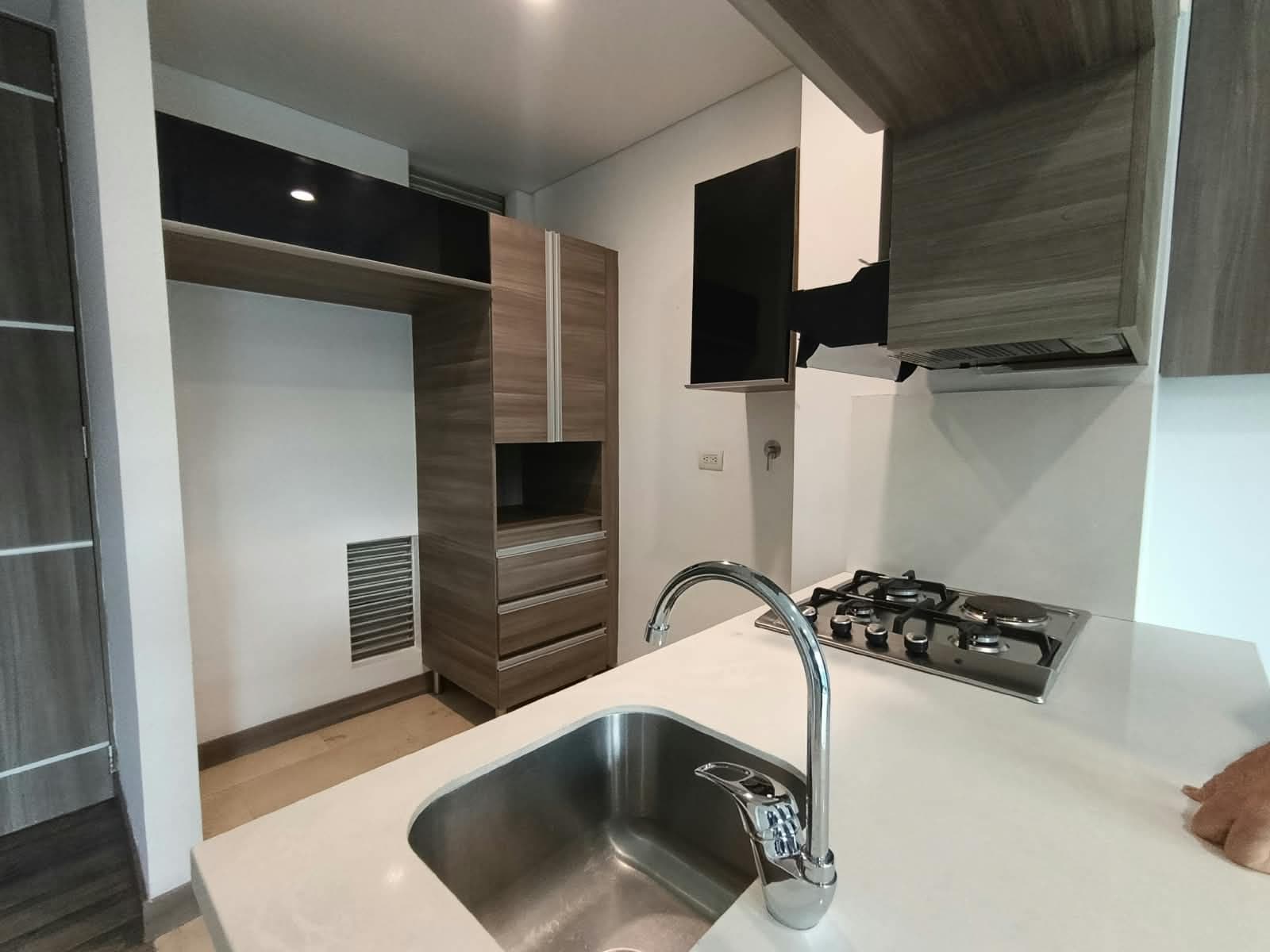 Apartamento en arriendo en Aves María, Sabaneta — foto 5 de 17