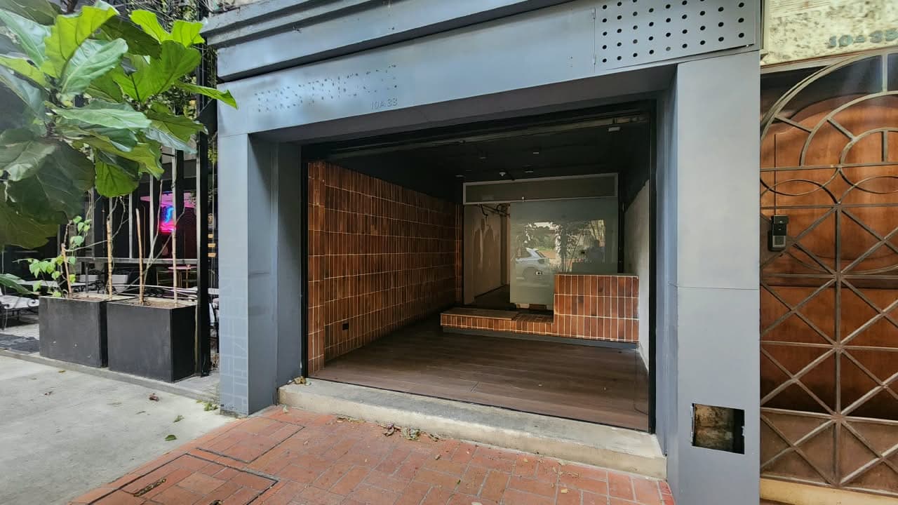 Local en arriendo en El Poblado, Medellín — foto 1 de 9