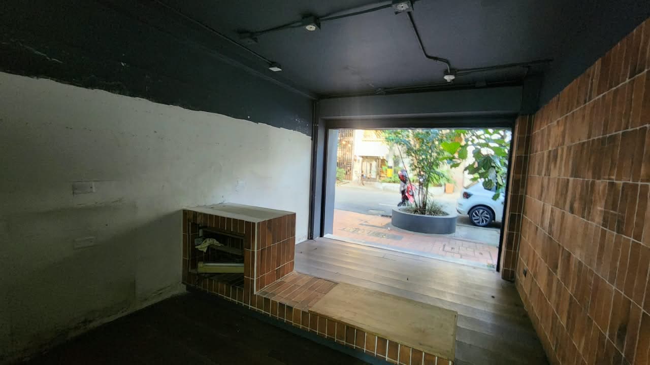 Local en arriendo en El Poblado, Medellín — foto 2 de 9
