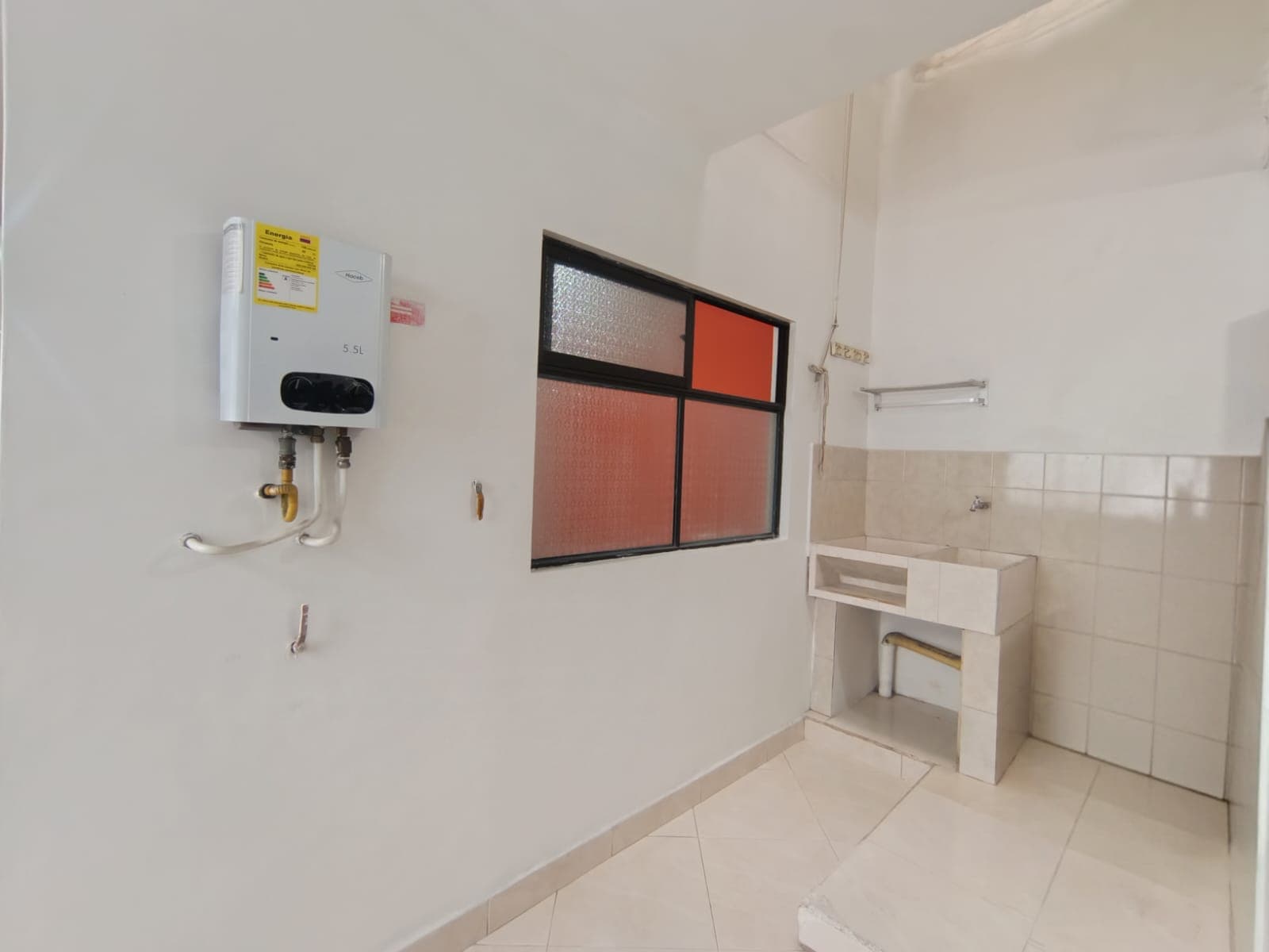 Apartamento en arriendo en La America, Medellín — foto 5 de 12