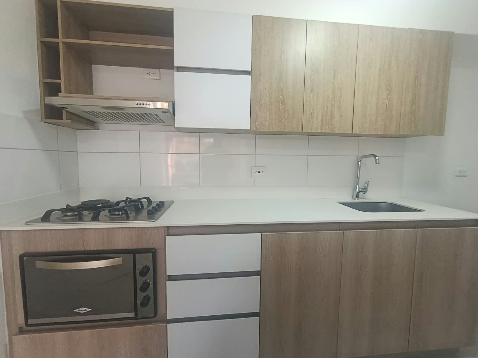 Apartamento en arriendo en Vegas De San Jose, Sabaneta — foto 2 de 17