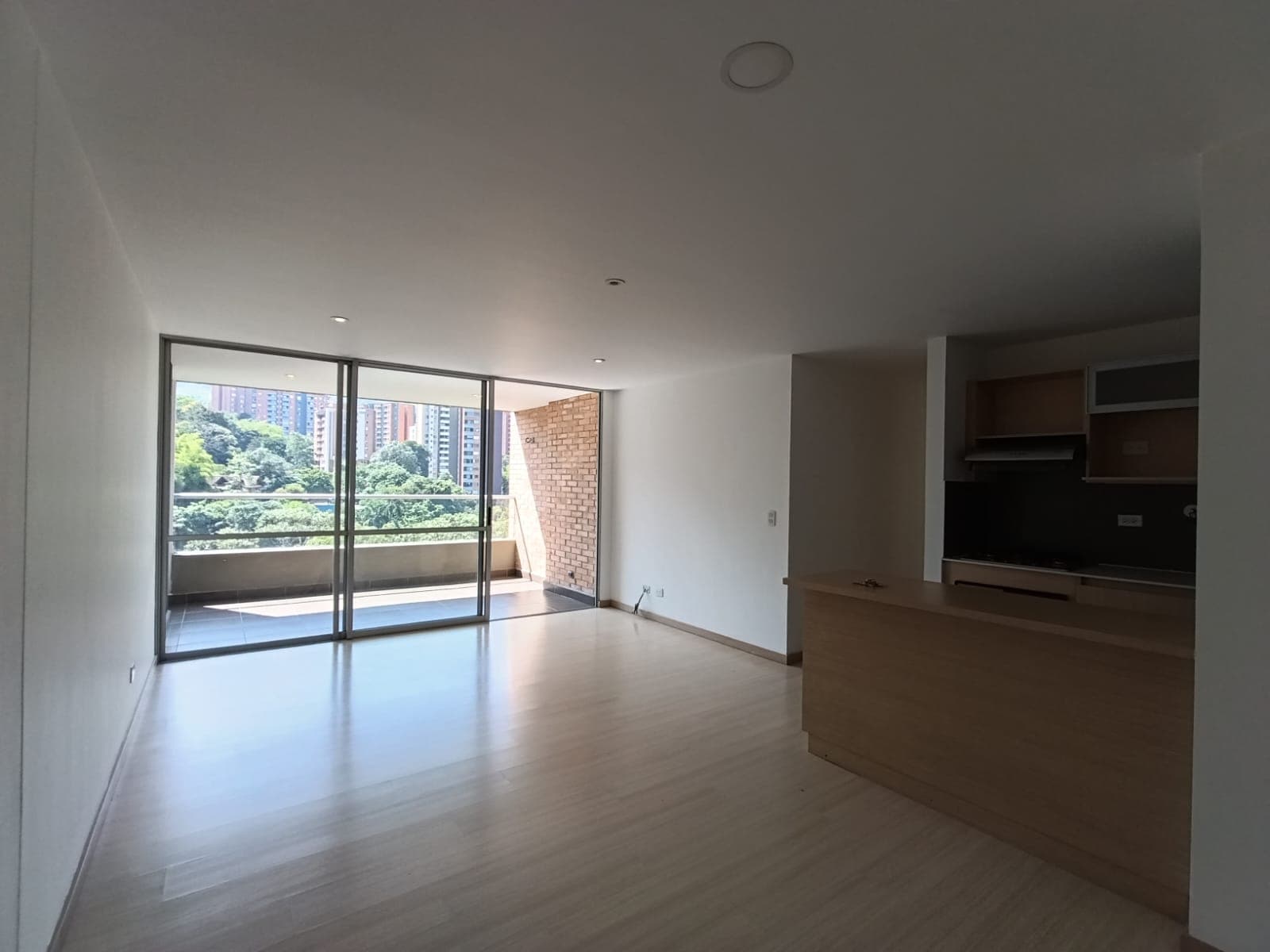 Apartamento en arriendo en Loma Del Esmeraldal, Envigado — foto 3 de 20