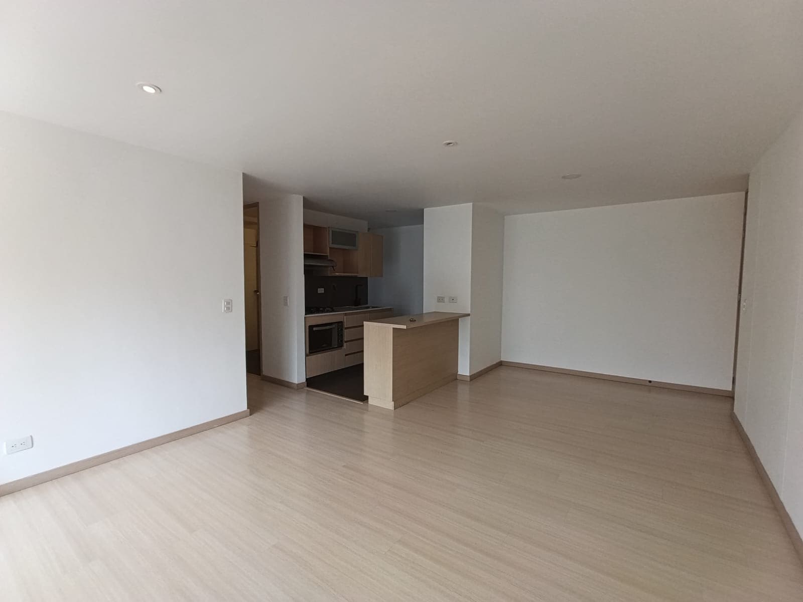 Apartamento en arriendo en Loma Del Esmeraldal, Envigado — foto 5 de 20