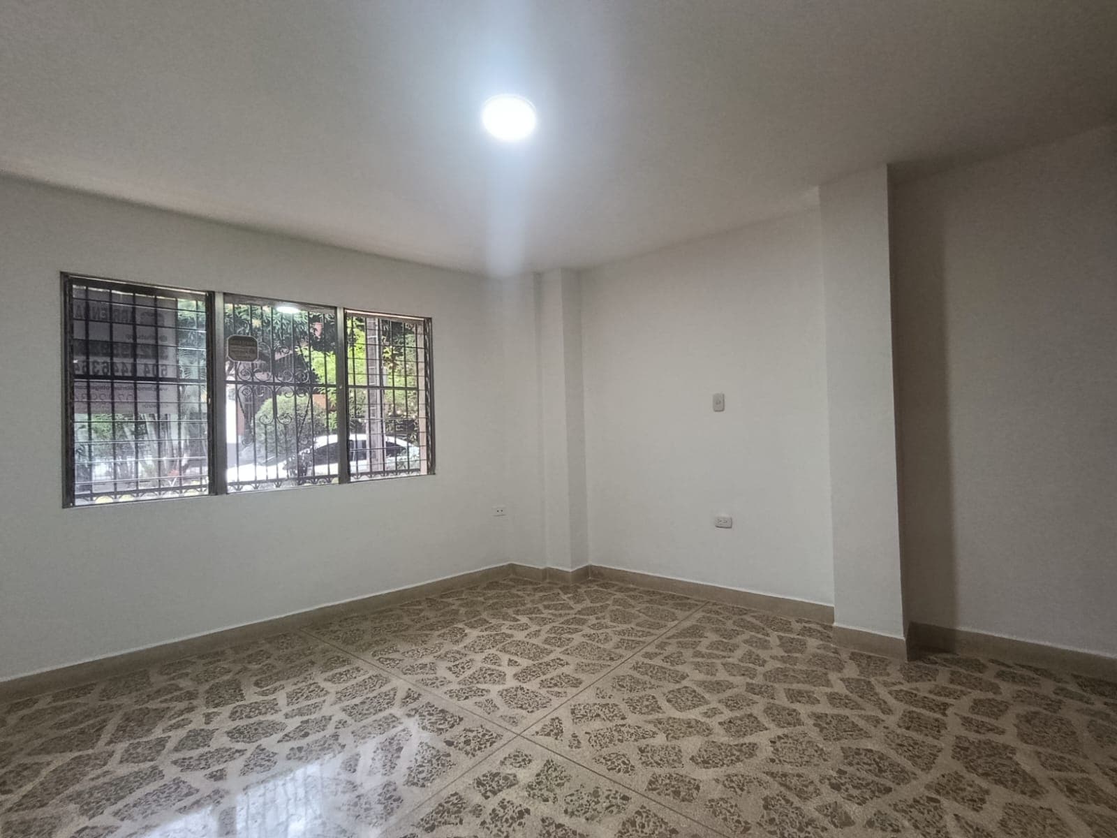 Casa Comercial en arriendo en Otra Parte, Envigado — foto 2 de 20