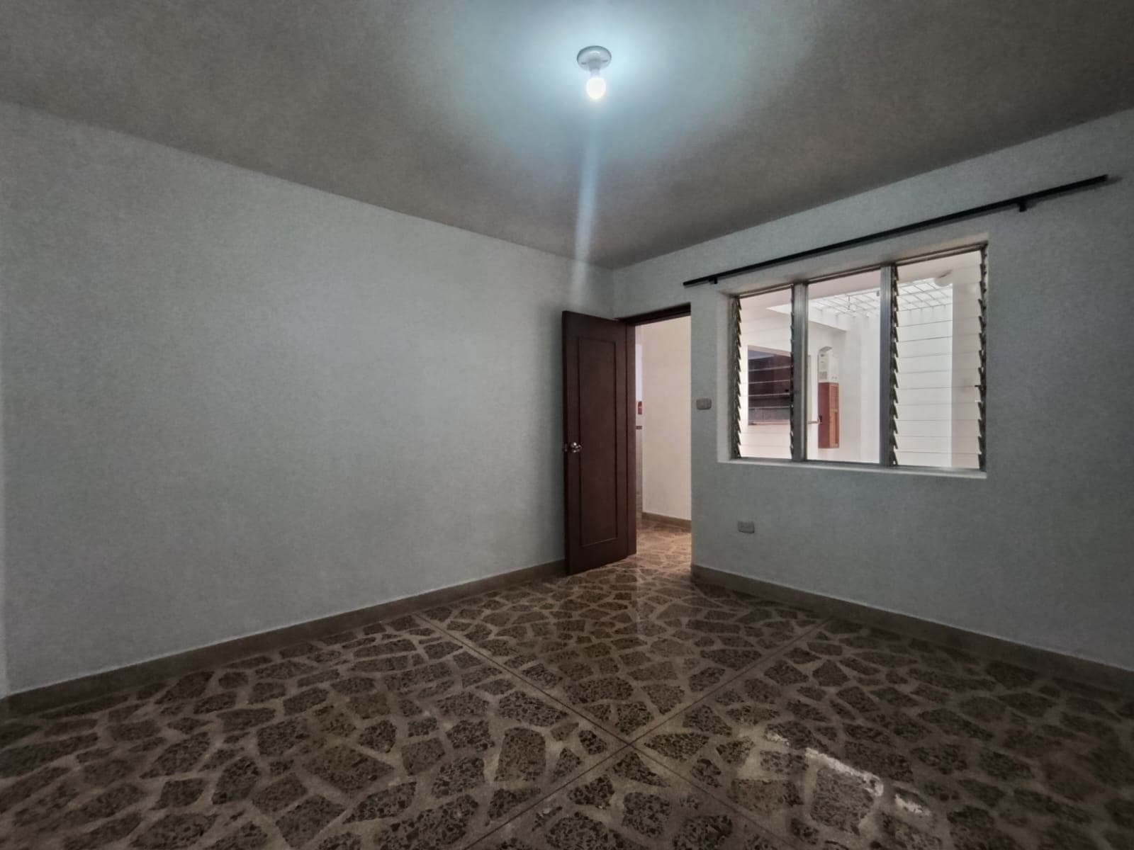 Casa Comercial en arriendo en Otra Parte, Envigado — foto 3 de 20