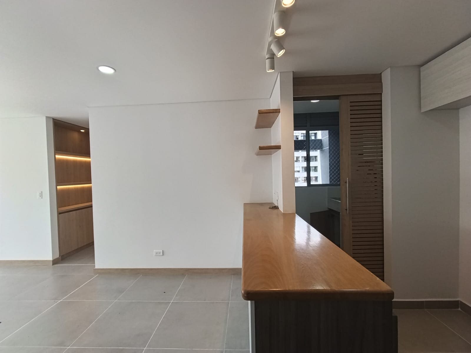 Apartamento en arriendo en Camino Verde, Envigado — foto 3 de 20