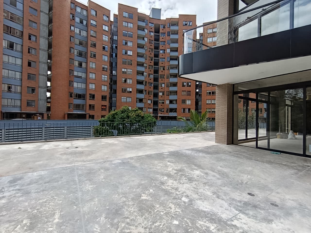 Local en arriendo en Castropol, El Poblado, Medellín — foto 3 de 16