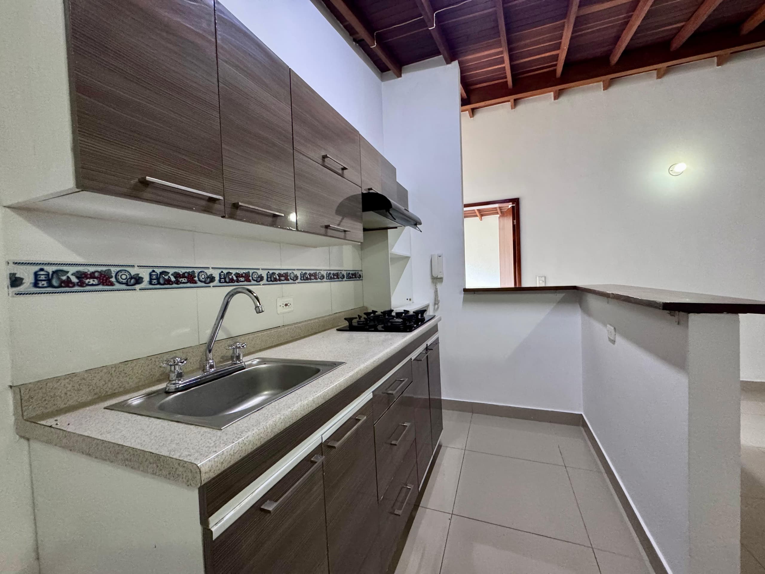 Apartamento en arriendo en Las Playas, Belen, Medellín — foto 4 de 15