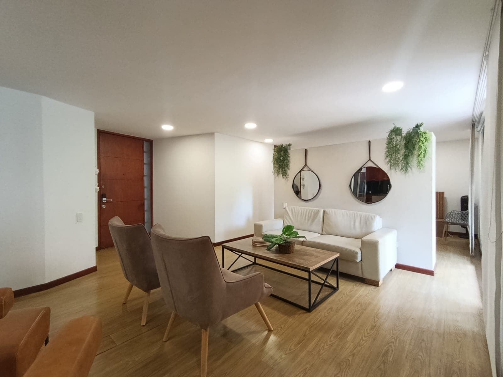 Apartamento en arriendo en Lalinde, El Poblado, Medellín — foto 4 de 19