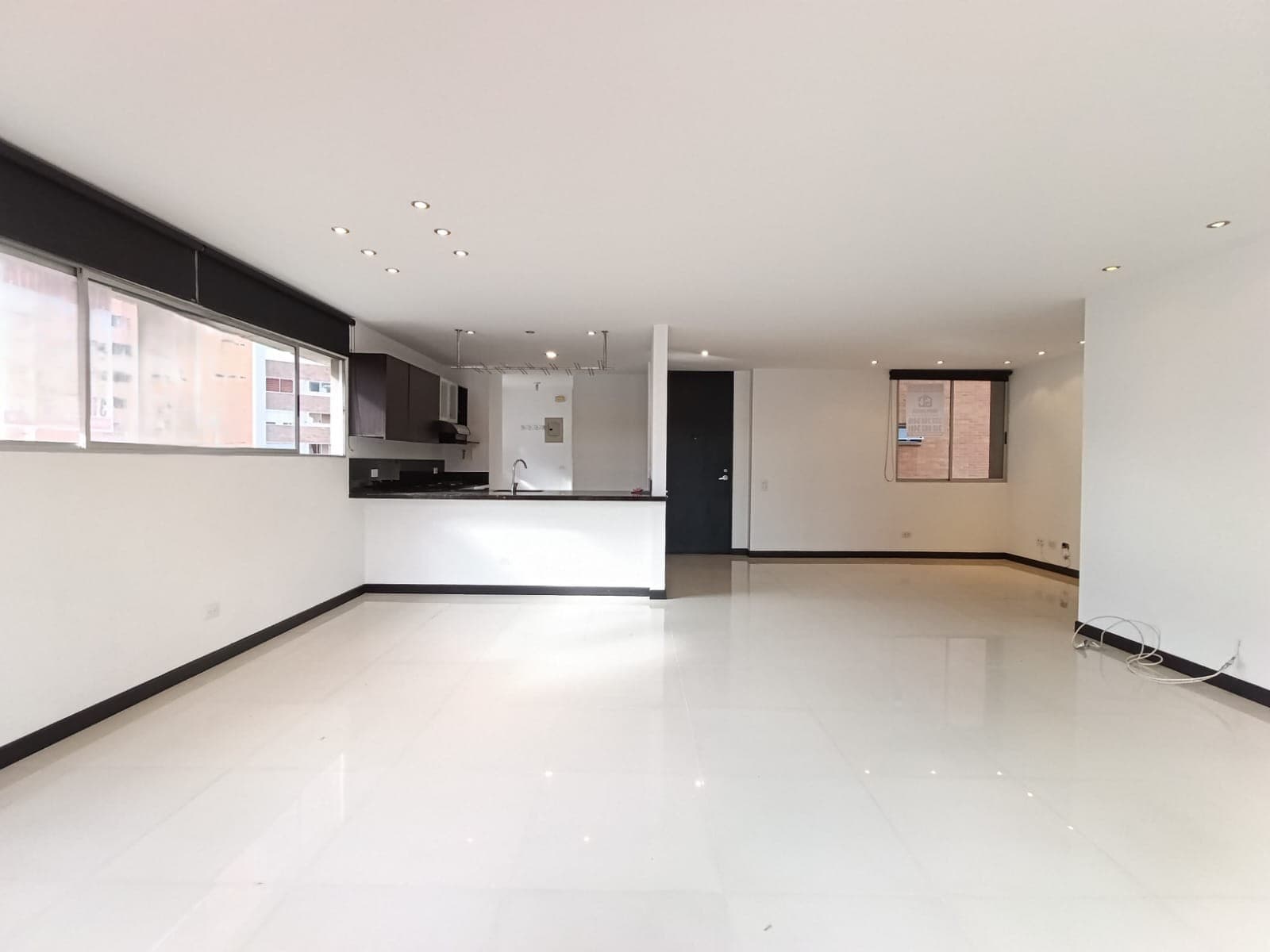 Apartamento en arriendo en Santa María De Los Ángeles, El Poblado, Medellín — foto 4 de 14