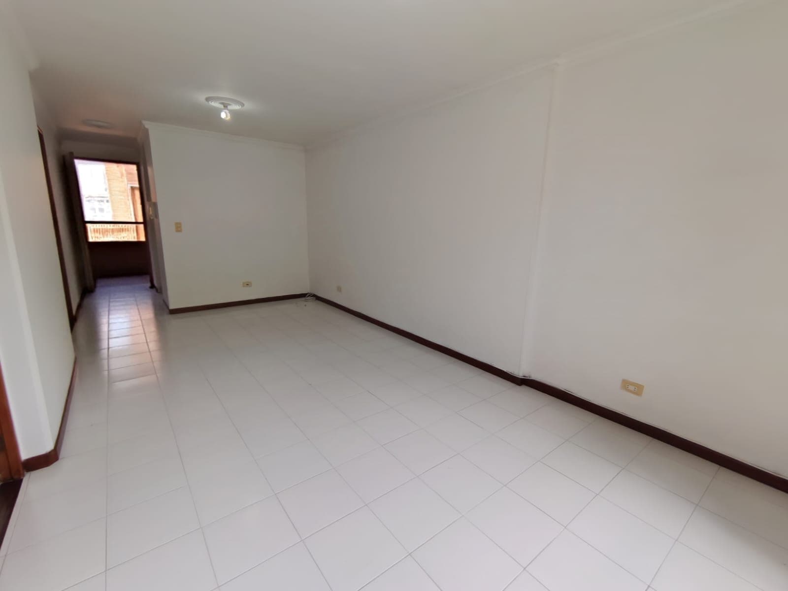 Apartamento en arriendo en Simón Bolívar, La America, Medellín — foto 5 de 16