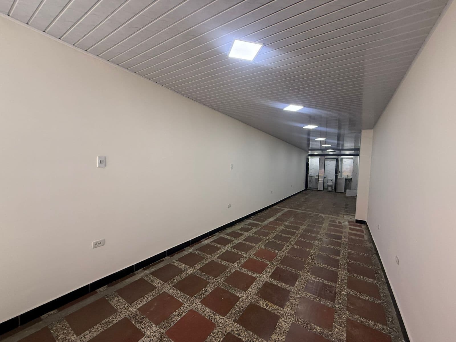 Local en arriendo en Bombona, Centro, Medellín — foto 4 de 13