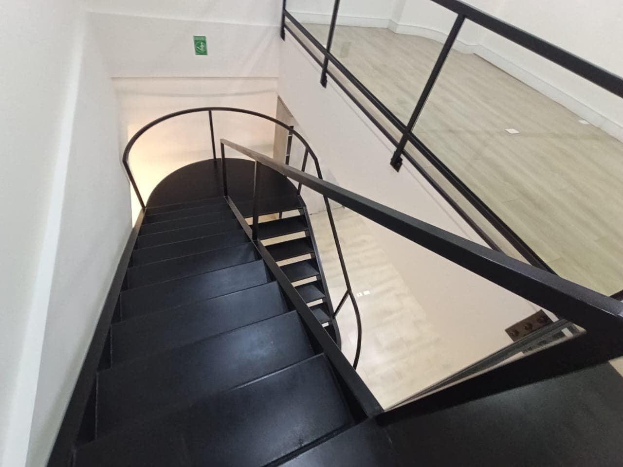 Oficina en arriendo en El Poblado, Medellín — foto 3 de 20