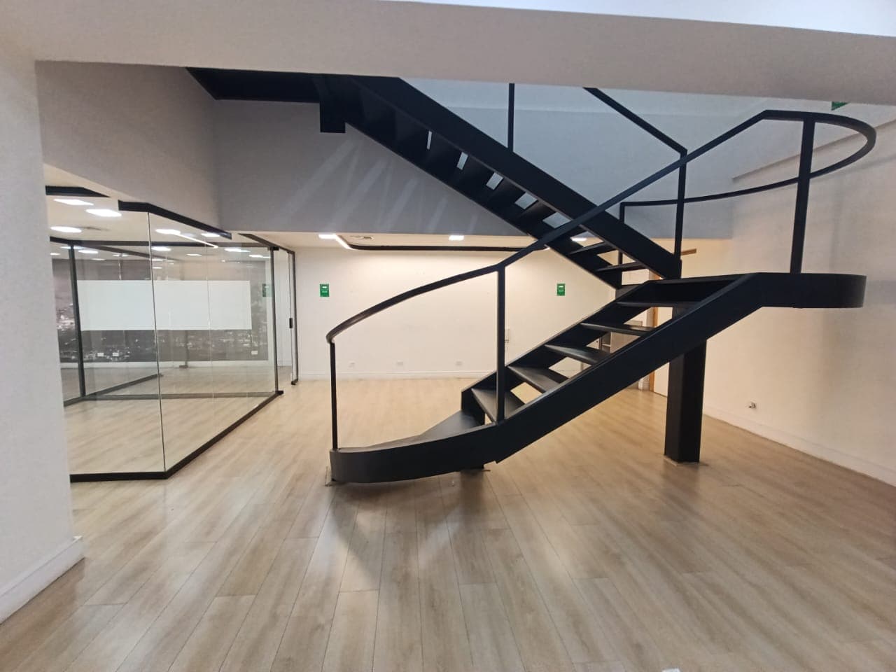Oficina en arriendo en El Poblado, Medellín — foto 4 de 20