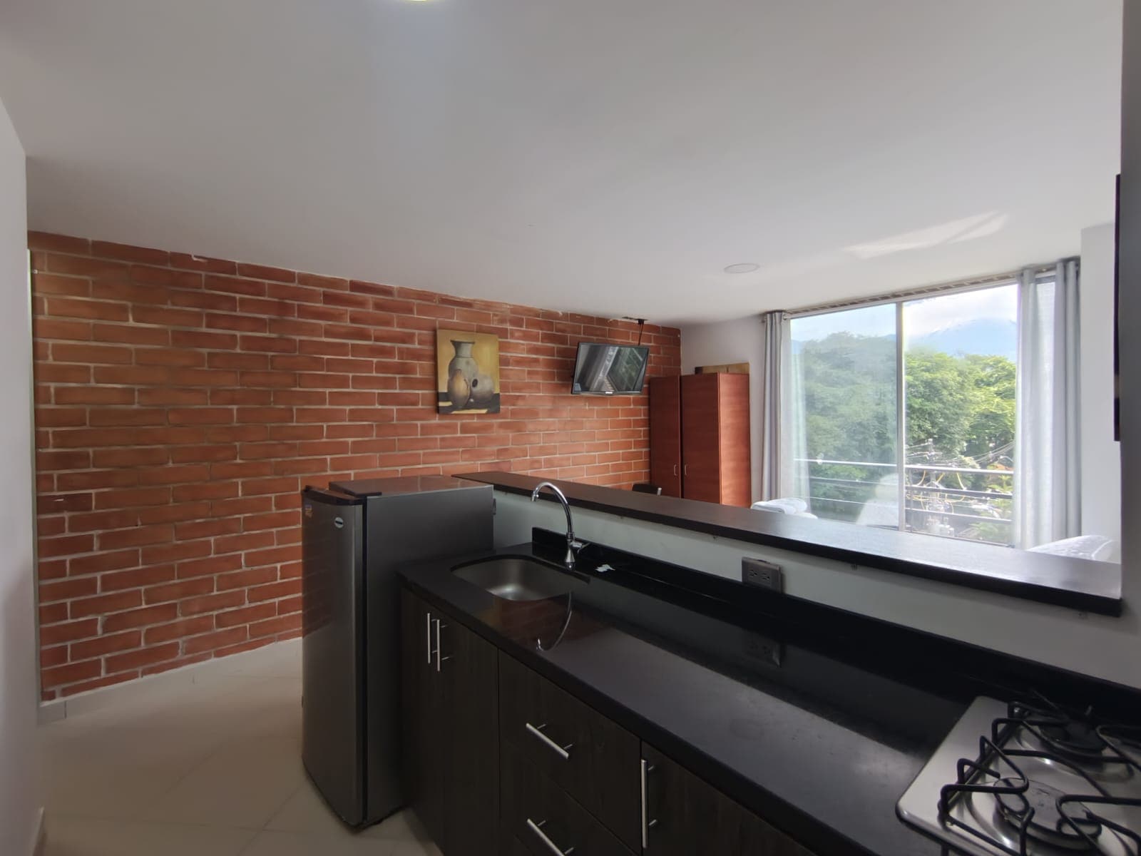 Apartaestudio en arriendo en Estadio, Laureles, Medellín — foto 3 de 9