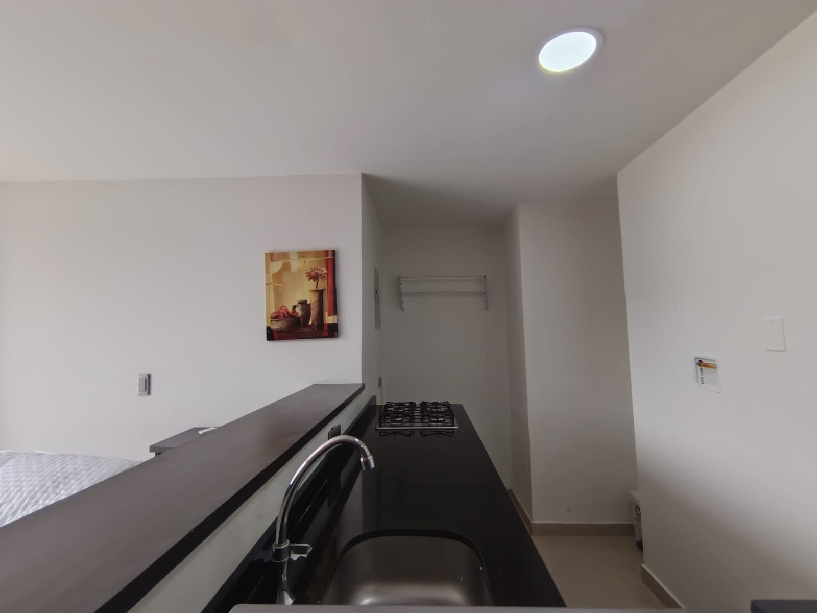 Apartaestudio en arriendo en Estadio, Laureles, Medellín — foto 4 de 9