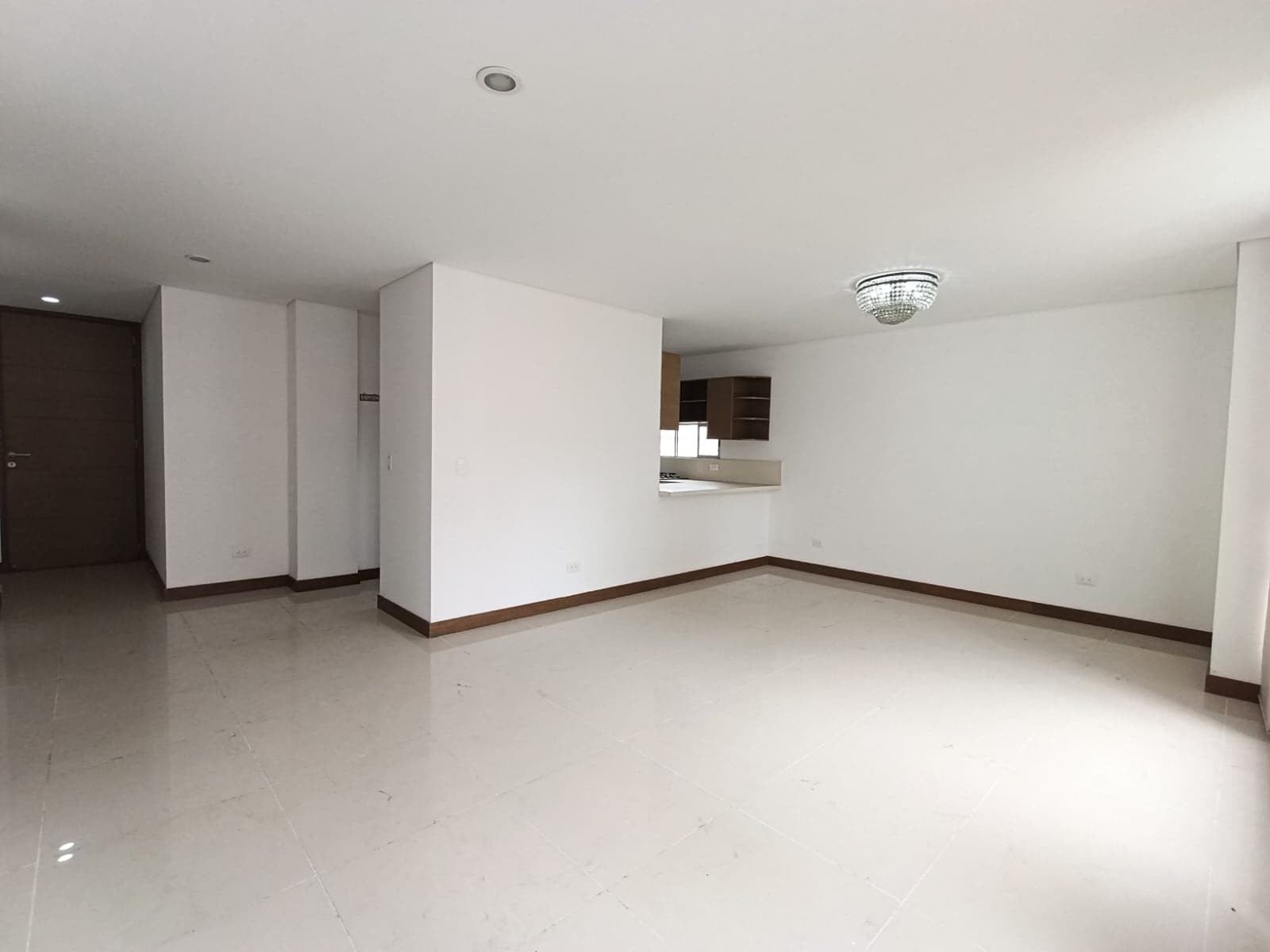 Apartamento en arriendo en Santa María De Los Ángeles, El Poblado, Medellín — foto 3 de 20