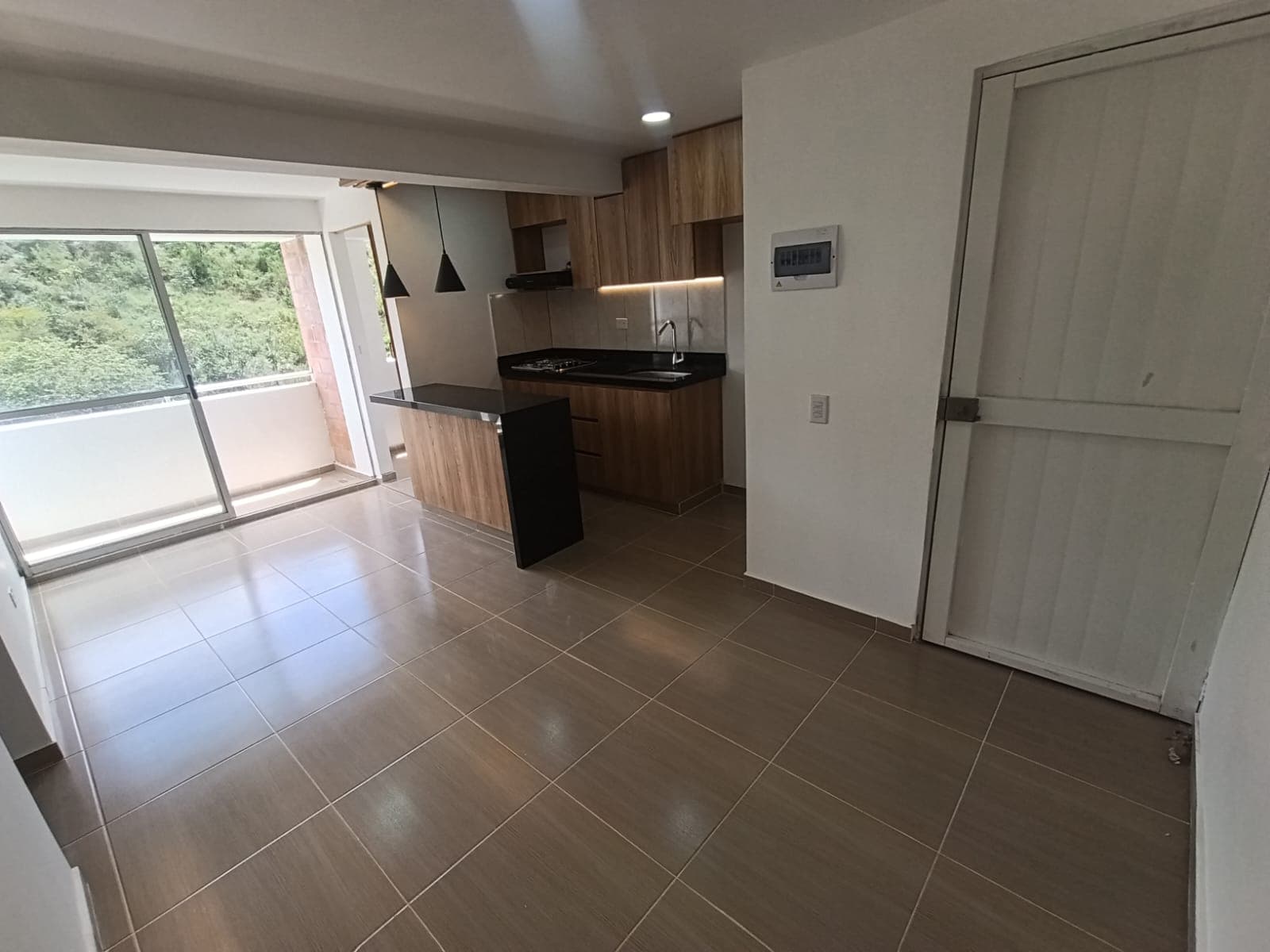 Apartamento en arriendo en Ditaires, Itagui — foto 2 de 20