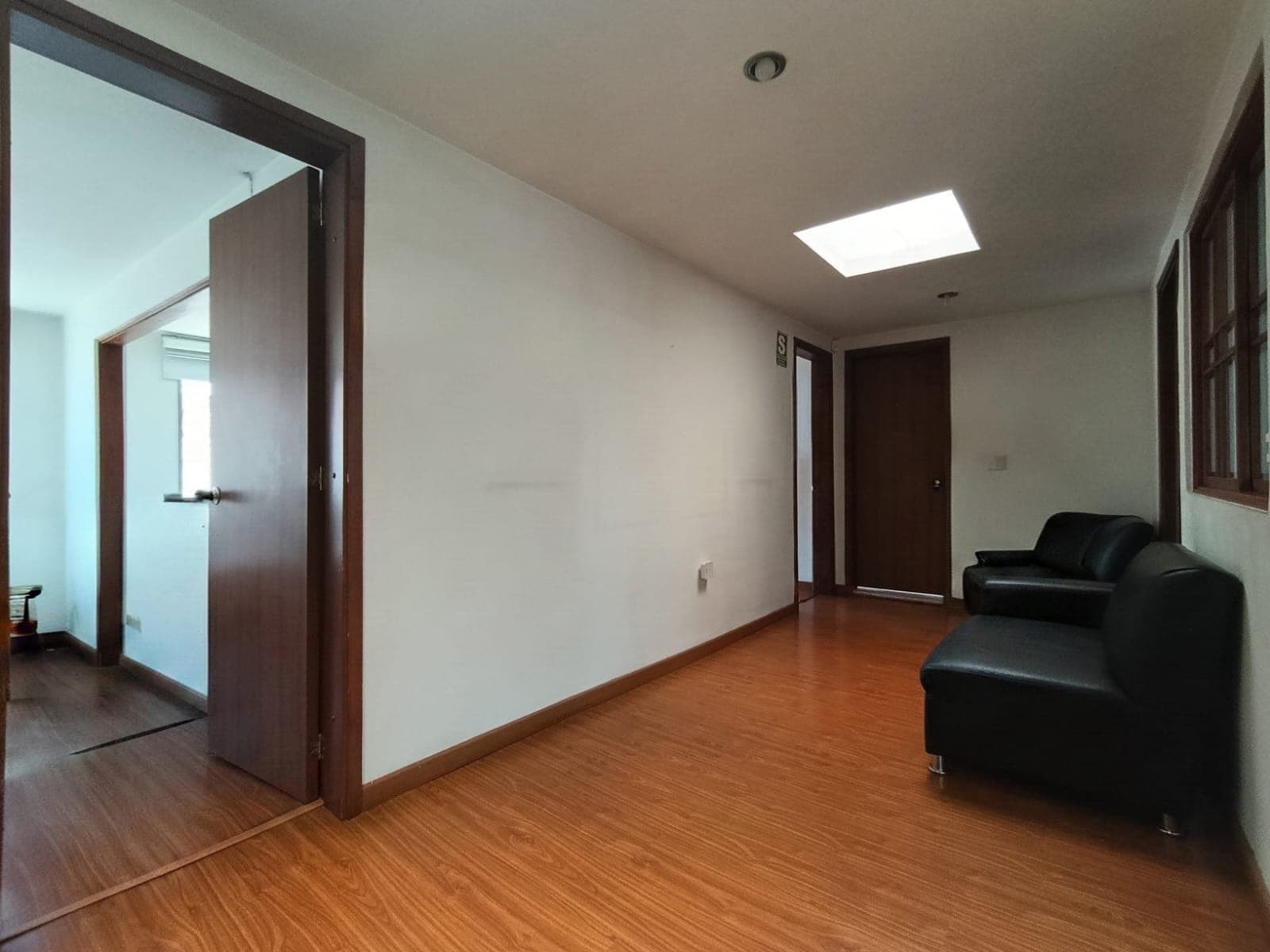 Oficina en arriendo en Normandía, Engativa, Bogotá, D.C. — foto 2 de 6