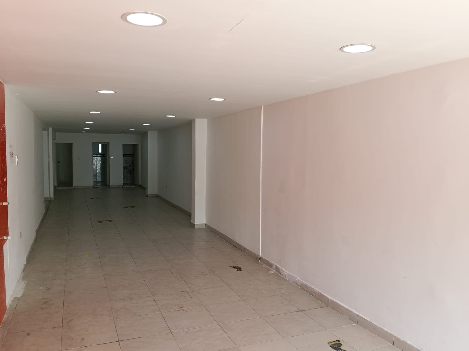 Local en arriendo en Barrio La Castellana, Barrios Unidos, Bogotá, D.C. — foto 3 de 17