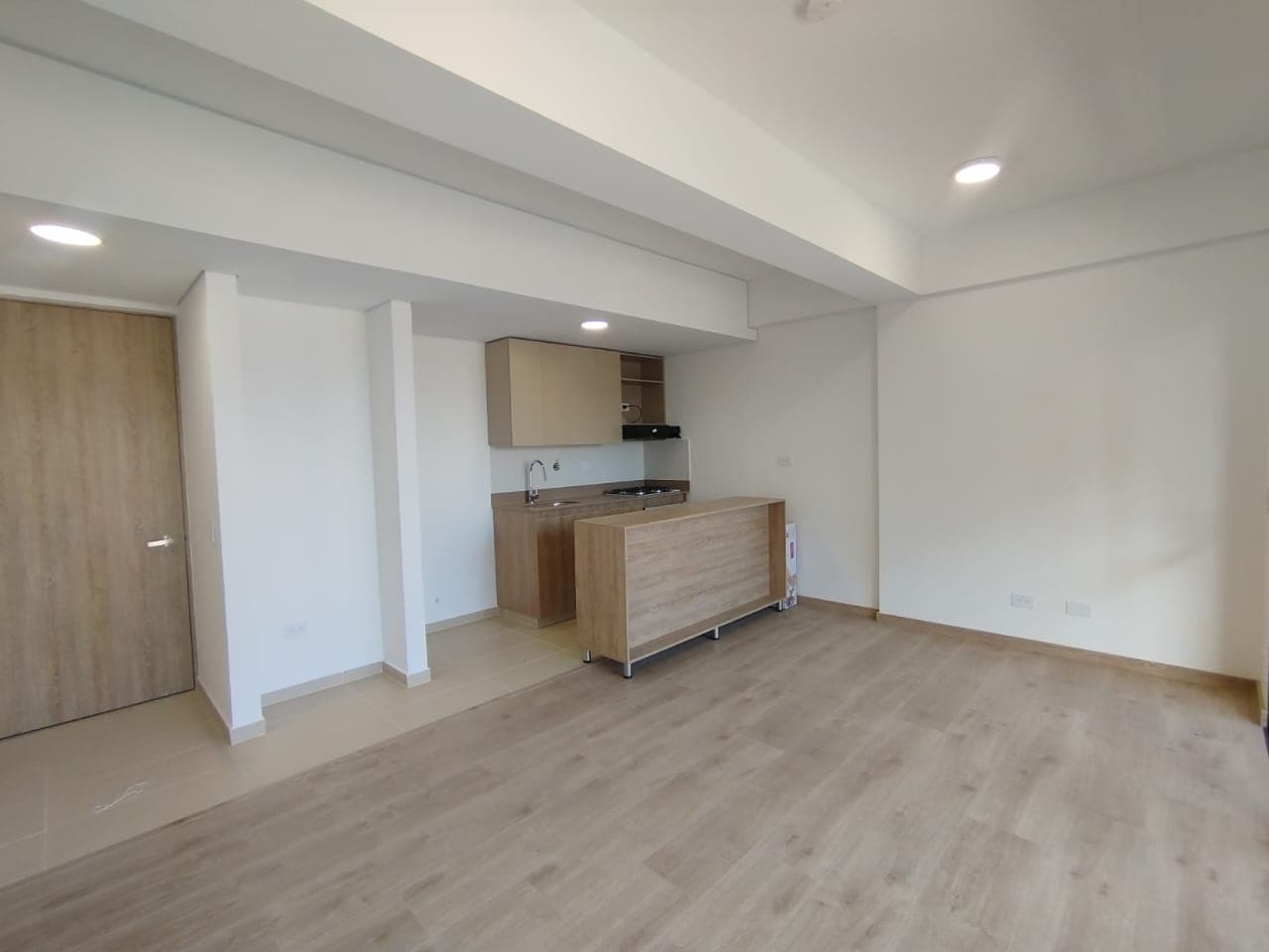Apartamento en arriendo en Barro Blanco Rio Negro, Rionegro — foto 1 de 16