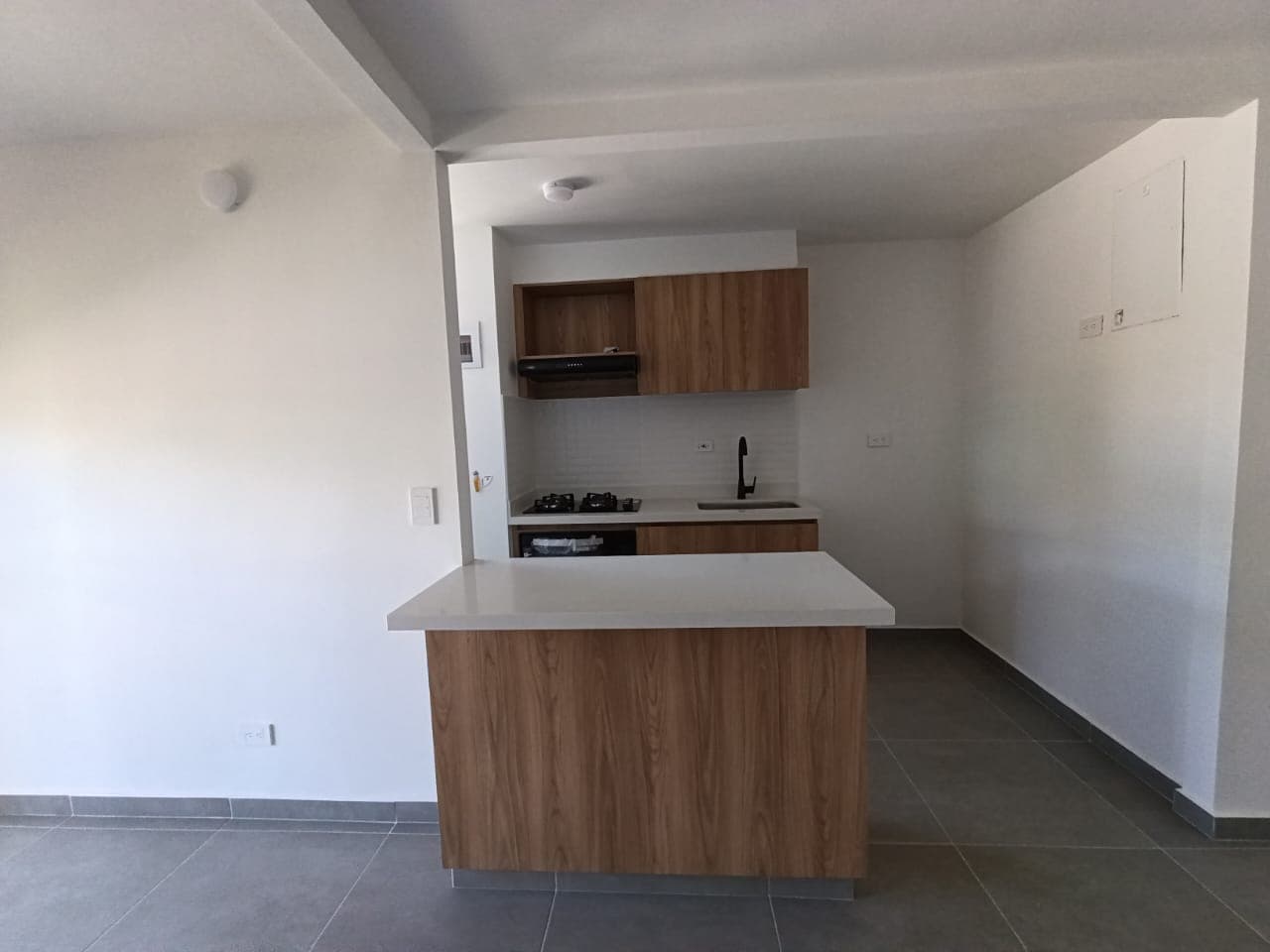 Apartamento en arriendo en El Porvenir Rio Negro, Rionegro — foto 2 de 13