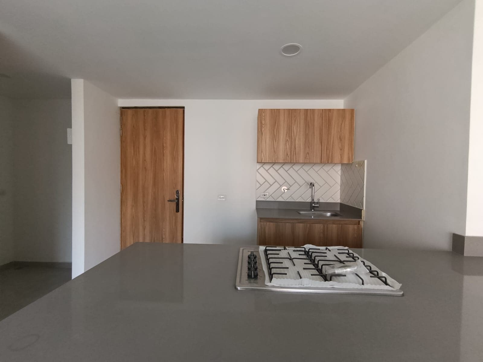 Apartamento en arriendo en Prados de Sabaneta — foto 1 de 12
