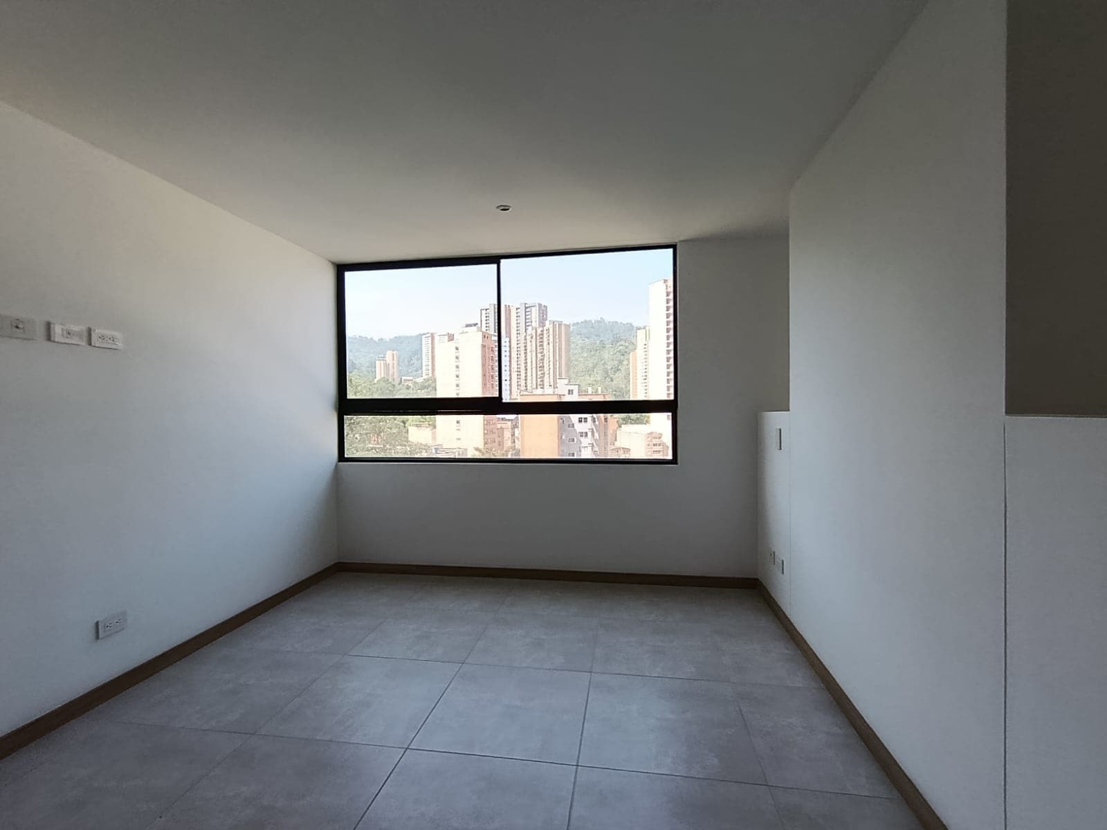 Apartamento en arriendo en Prados de Sabaneta — foto 5 de 12