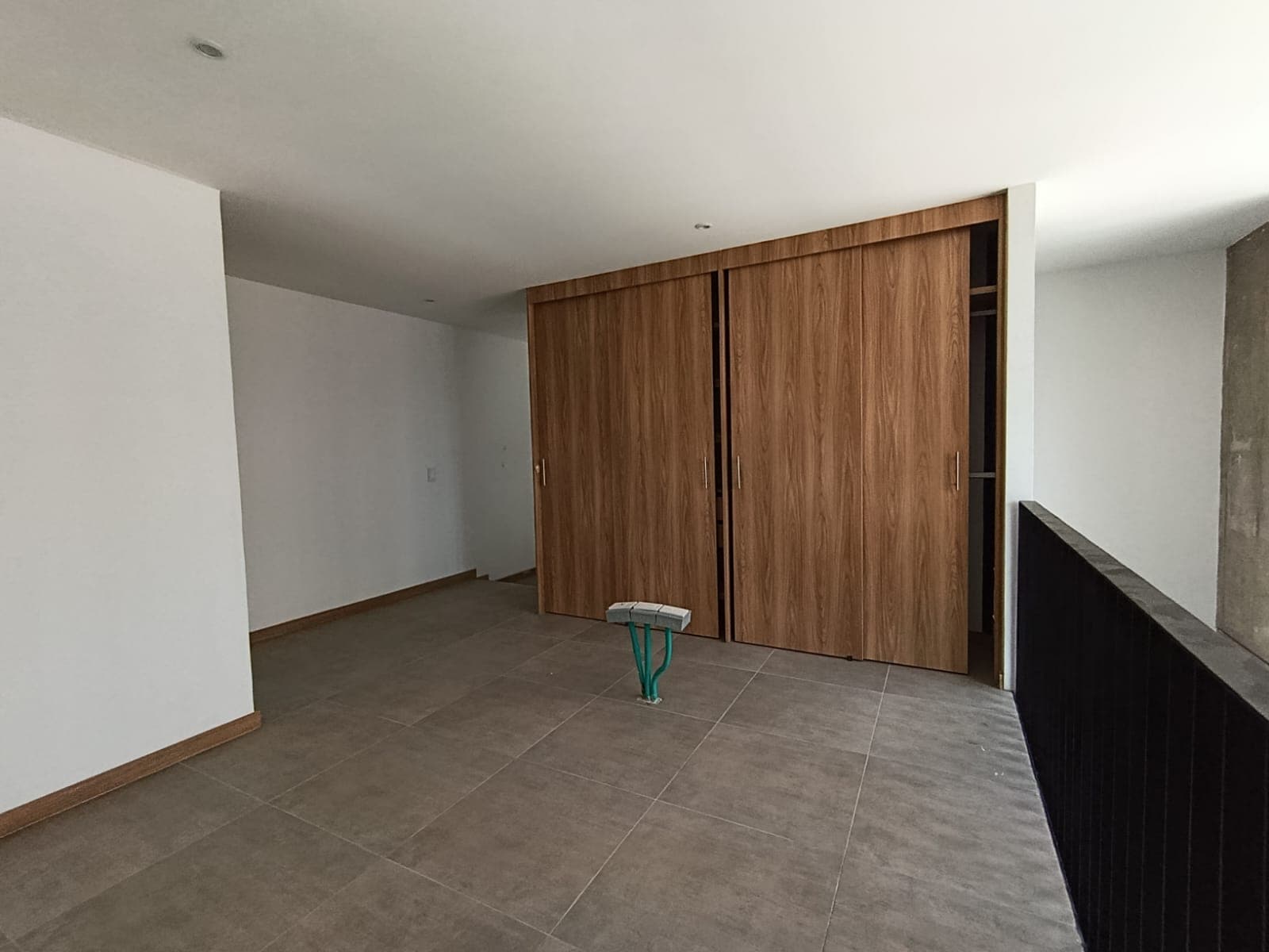 Apartaestudio en arriendo en Prados de Sabaneta — foto 2 de 14