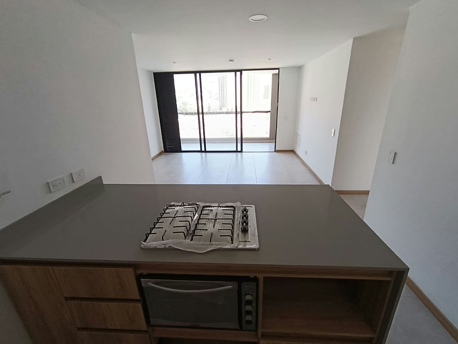 Apartamento en arriendo en Prados de Sabaneta — foto 1 de 20